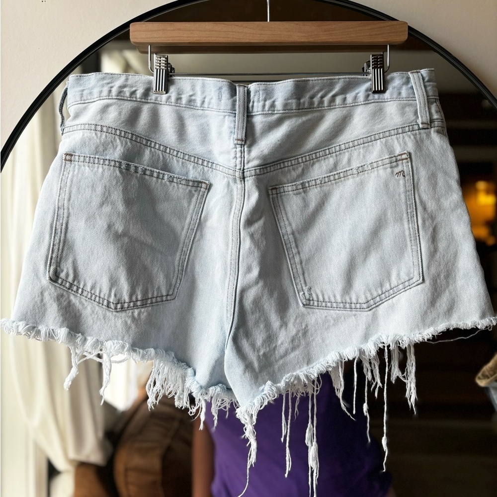 MADEWELL| Relaxed denim shorts raw hem | size 32 - Picture 9 of 11